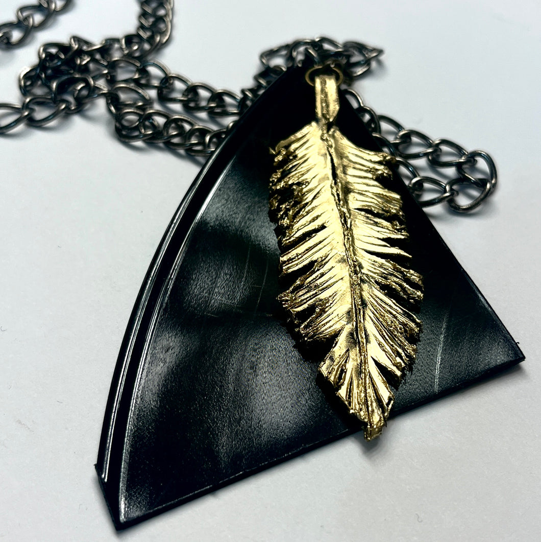 Feather Necklace (black/gold)